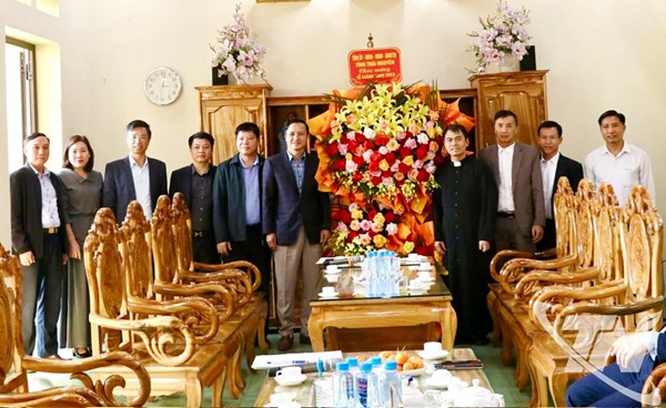 Thái Nguyên: Lãnh đạo Ủy ban MTTQ Việt Nam tỉnh thăm, chúc mừng các cơ sở tôn giáo nhân dịp Giáng sinh